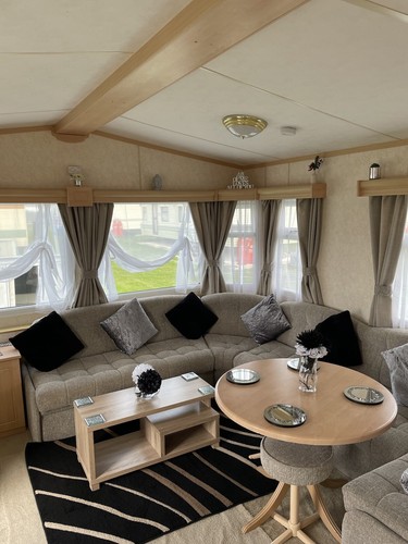 Berth caravan for - 6, hire