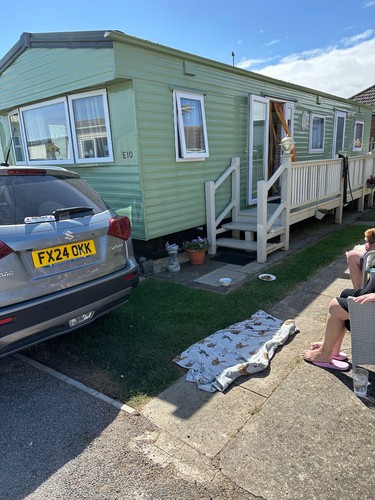Holiday caravan let - holiday, to