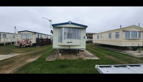 Berth caravan for rent - caravan,