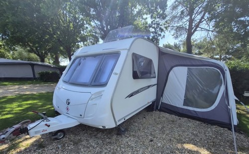 Swift charisma 570 berth - swift,